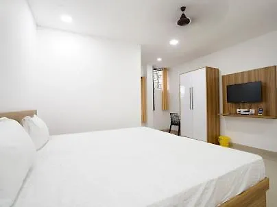 Grand Inn Parassini Parassinikkadavu