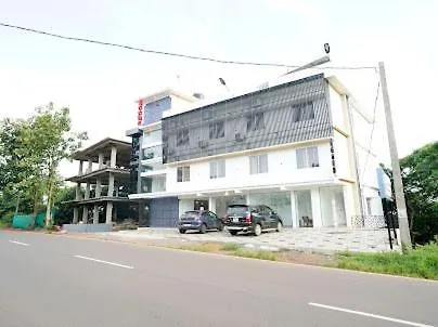 Grand Inn Parassini Parassinikkadavu 2*,  印度
